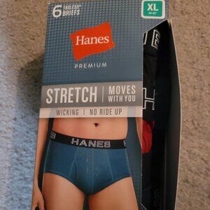 New, never worn men's Hanes size XL underwear briefs